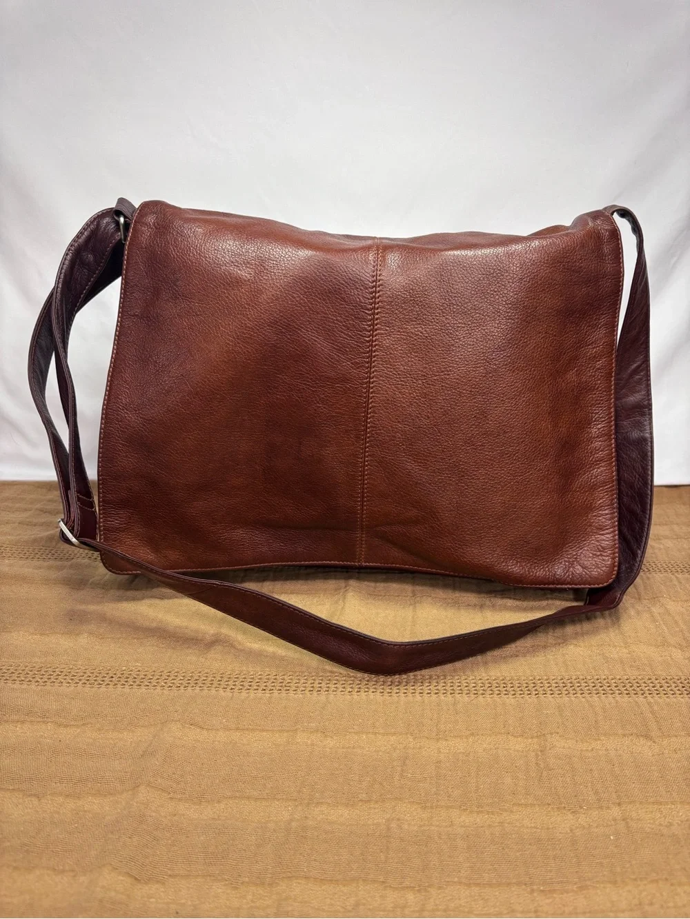 Vintage Y2K Osgoode Marley Full-Grain Leather Messenger Bag